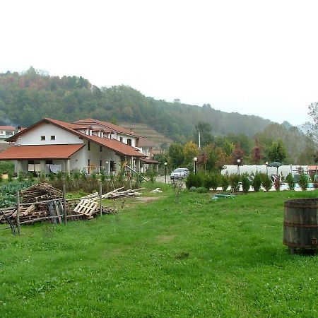 Agri BERTORELLA Cuneo Bagian luar foto